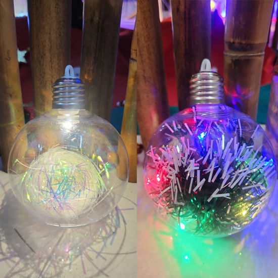 Picture of Xmas Ball with Tinsel & Light