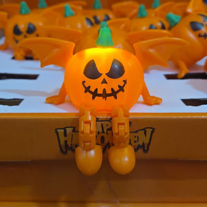 Picture of Halloween pumpkin with wings light